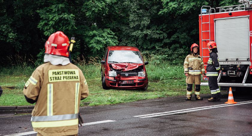 Wypadki drogowe, Kolizja Kujańskiej - zdjęcie, fotografia