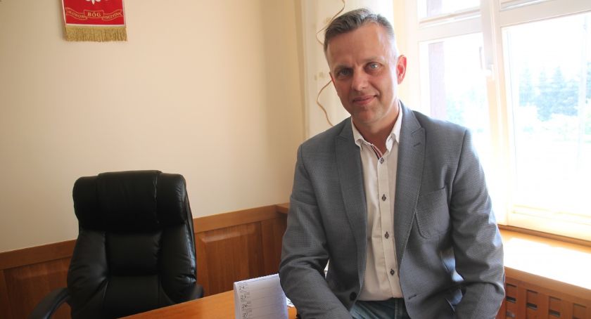 W zestawieniu oświadczeń majątkowych za 2019 rok, wójt Jacek Mościcki pod każdym względem zajmuje najwyższe miejsce (zdjęcie archiwalne: zostało wykonane zanim wprowadzono obowiązek noszenia maseczek)