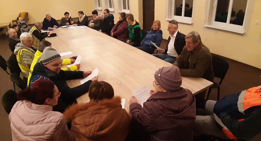 Mieszkańcy Węgierc i Pomiarek mogą być zadowoleni – w przyszłorocznym budżecie są pieniądze na remont ich sali wiejskiej. Potrzeby tego budynku są większe, ale za 70 tys. zł można już wykonać część prac
