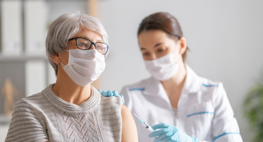 Zdrowie Uroda Szpital, Szczepienia ostro hamują - zdjęcie, fotografia