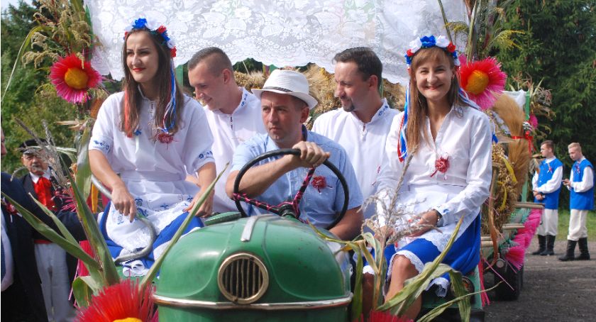 Uroczystości obchody, Dożynki powracają - zdjęcie, fotografia