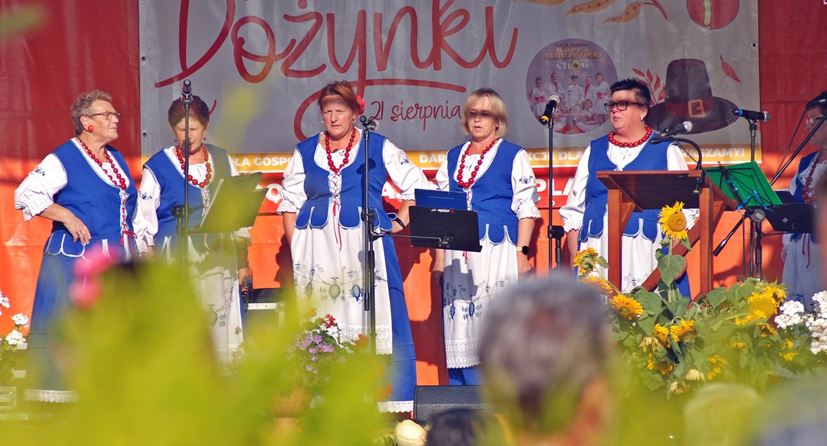Ludzie losy pasje, Dzwon wybrzmiewa blisko - zdjęcie, fotografia