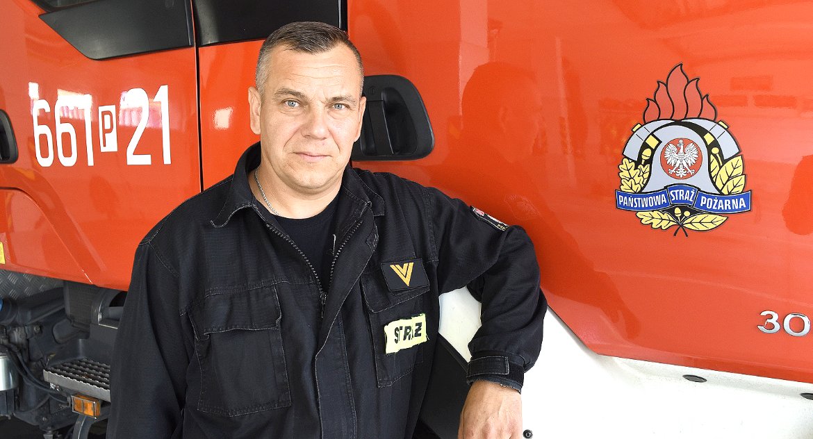 Straż pożarna, Jacek Pietrzak Okonka gasił greckie pożary czuje bohaterem - zdjęcie, fotografia