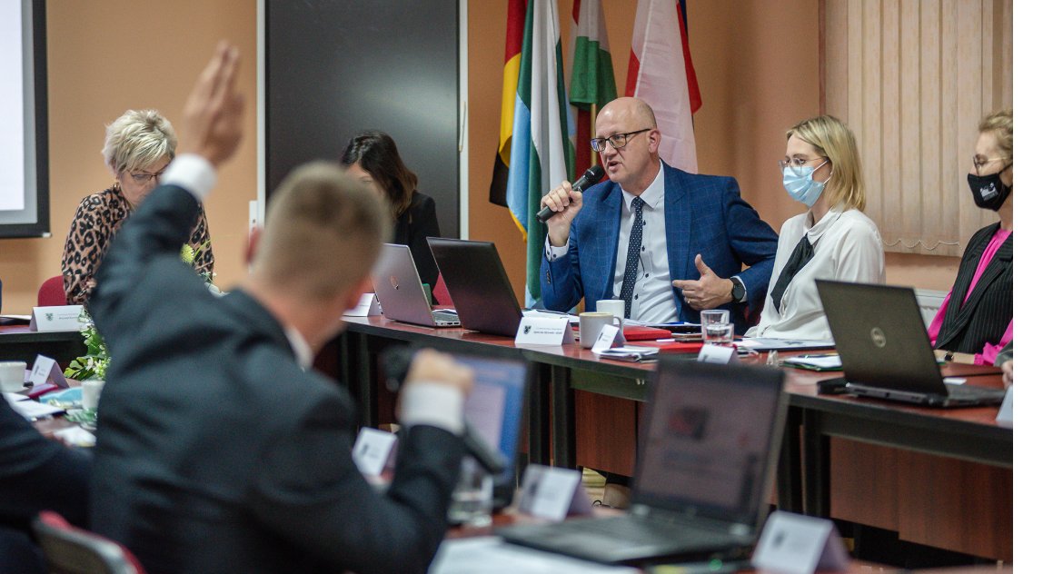Podnoszenie podatków zawsze jest kwestią budzącą wątpliwości radnych