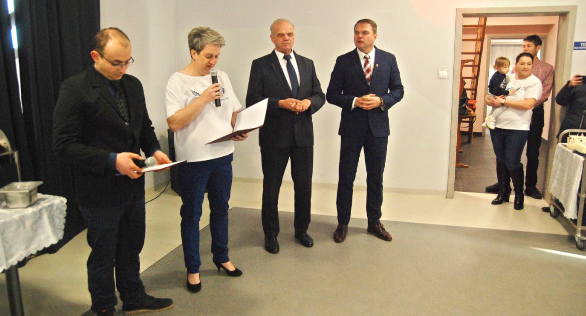 Mieszkańcy Nowego Dworu przypomnieli jak wcześniej wygldała droga 