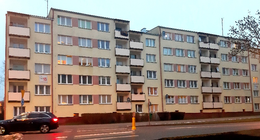 Mieszkania Domy, Tylko pozazdrościć takiej blokowej loggie - zdjęcie, fotografia