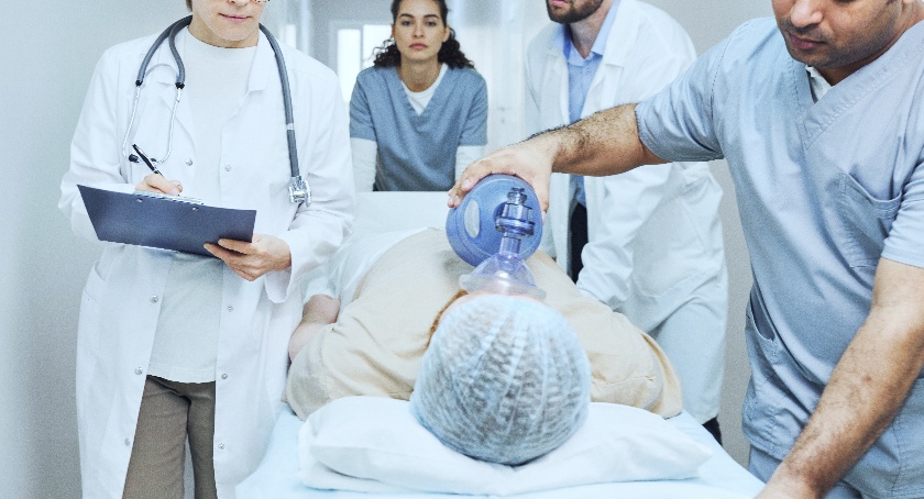 Zdrowie Uroda Szpital, Tragiczna zgonów covidowych złotowskim szpitalu! - zdjęcie, fotografia