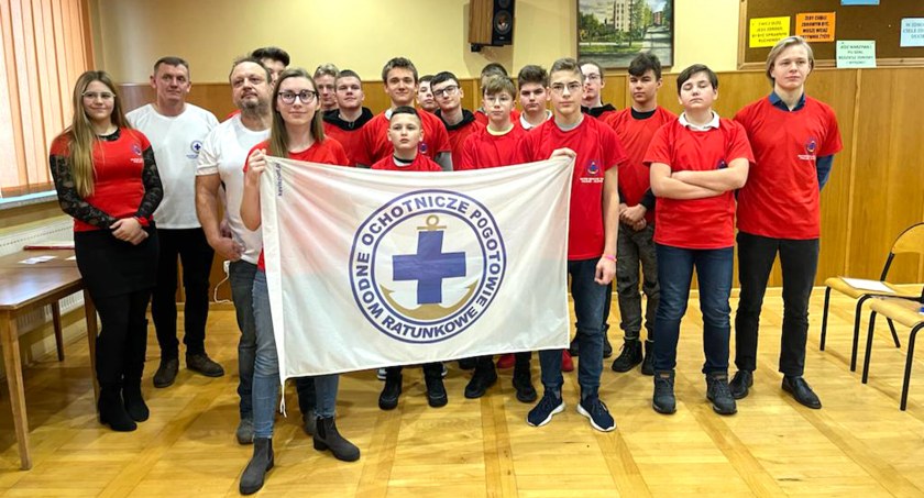 Pod koniec roku, w sali SM Piast, odbyło się spotkanie, którym zwieńczono miesiące pracy nad tym, aby wzmocnić ratowniczą kadrę