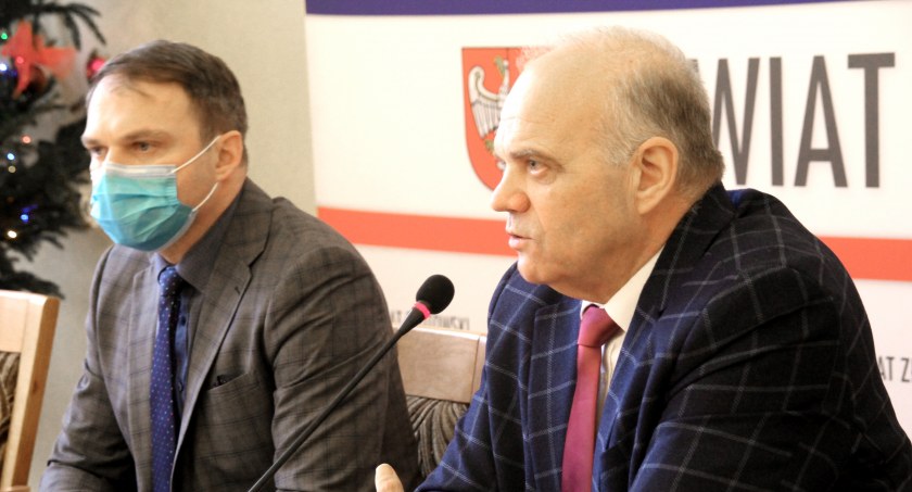 Starosta przyznał, że trudno dzisiaj przewidzieć, w jakiej formie w przyszłości będzie funkcjonował szpital 