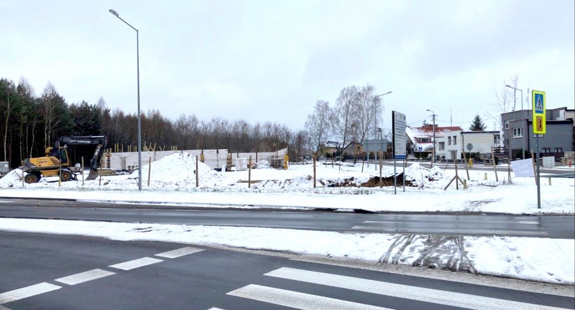 Inwestycje w powiecie, Biedronka sąsiedzku - zdjęcie, fotografia