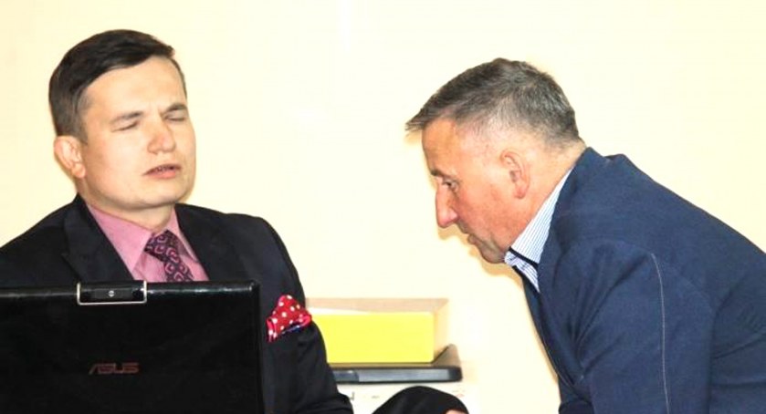Samorządowcy, zapłaci prawnika przewodniczącego - zdjęcie, fotografia