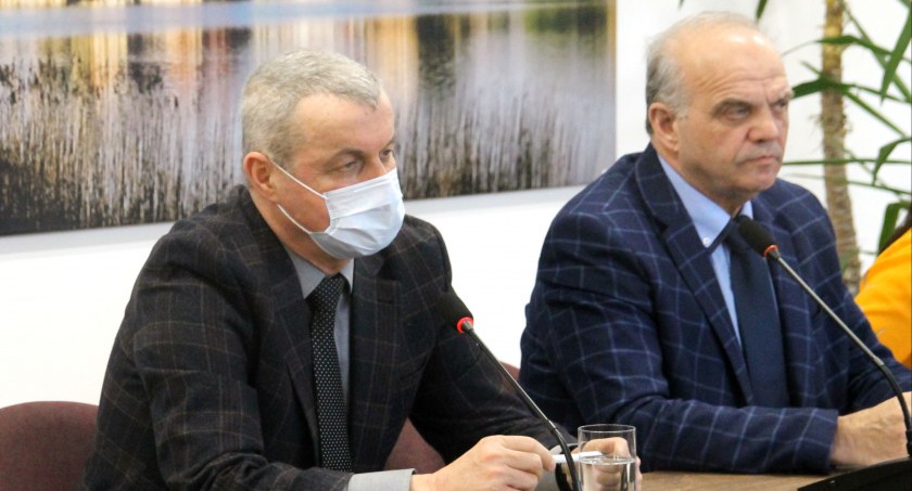 Gazeta Aktualności Lokalne, były zastępca dyrektora szpitala wyśledził ordynatora oddziału - zdjęcie, fotografia
