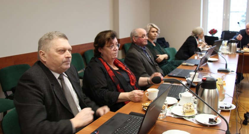 Podczas ostatniej, piątkowej sesji obradowano na temat ponad dwudziestu uchwał, fot. UMG Łobżenica