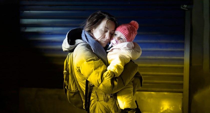 Charytatywnie, razie emocje i współczucie będzie później - zdjęcie, fotografia