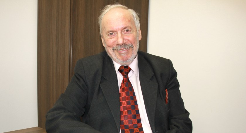 Samorządowcy, Jasiłek Oddam fotel burmistrza w młodsze ręce - zdjęcie, fotografia