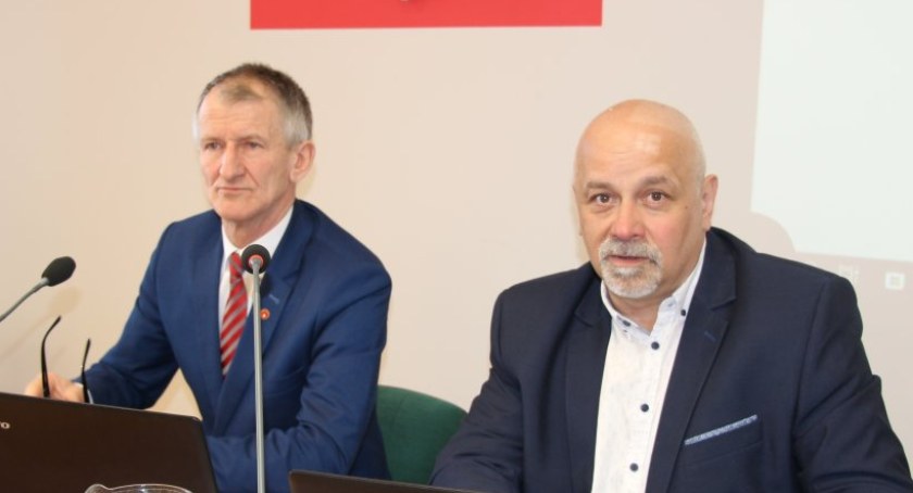 W krótkim czasie łobżennicy radni odbyli sesję dwukrotnie (fot. UMG Łobżenica