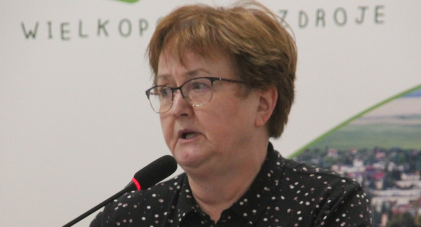 – Jestem dość odporna. Natomiast nie mogę się pogodzić z błotem, którym została obrzucona pani Jadwiga Skórcz - mówiła M. Chołodowska