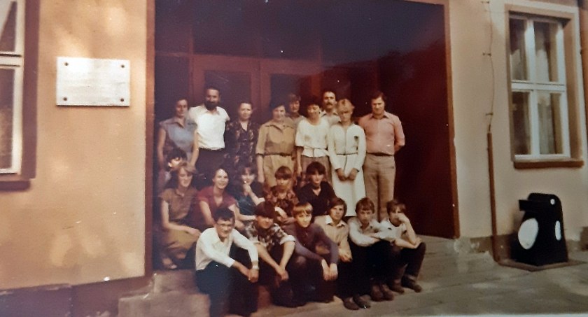 Edukacja, W Głubczynie walczyli szkoła nosiła imię Grochowskiego - zdjęcie, fotografia