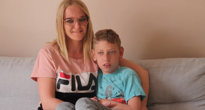 – Filip w niewielkim zakresie komunikuje się właściwie tylko ze mną - przyznaje pani Natalia
