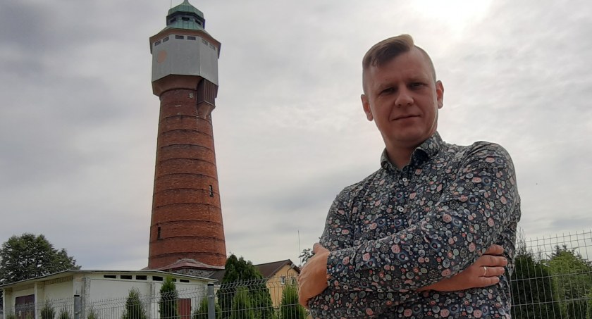 – Zaskarżyłem decyzję o moim zwolnieniu, złożyłem dokumenty. Zażądałem odszkodowania, zadośćuczynienia – mówi Marcin Cieślik