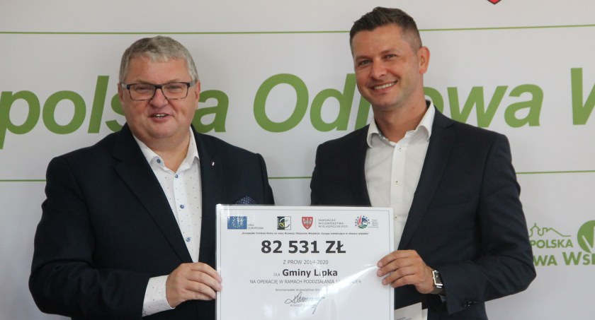 Inwestycje w powiecie, Sporo dotacji powiecie złotowskim - zdjęcie, fotografia