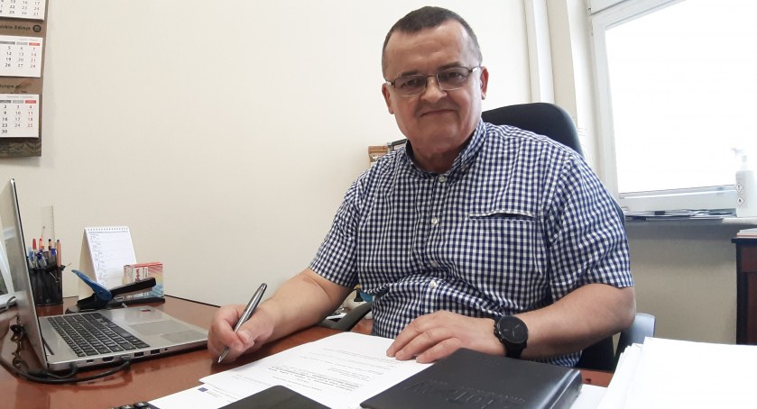 – Zainteresowanie wnioskami o dodatek węglowy jest bardzo duże – potwierdza kierownik Miejskiego Ośrodka Pomocy Społecznej w Złotowie Piotr Brewka