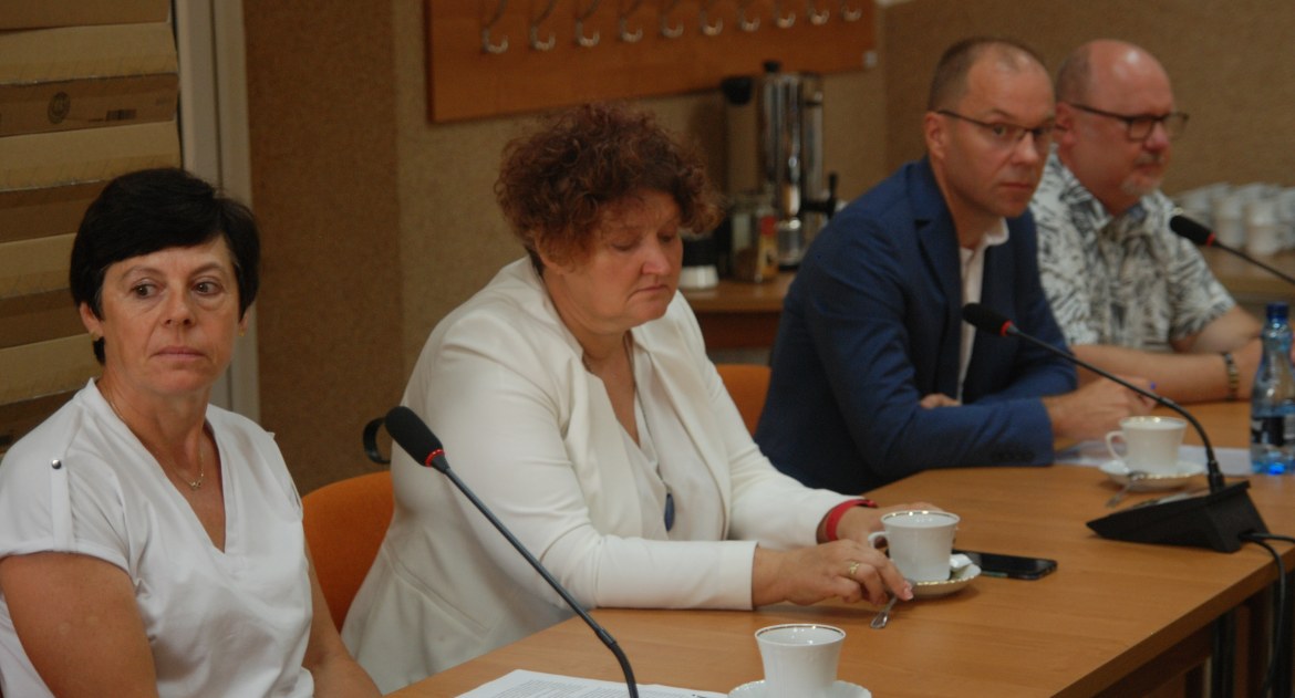 Wśród potrzeb dyrektorzy wymienili m.in. coraz większe trudności ze skompletowaniem kadry
