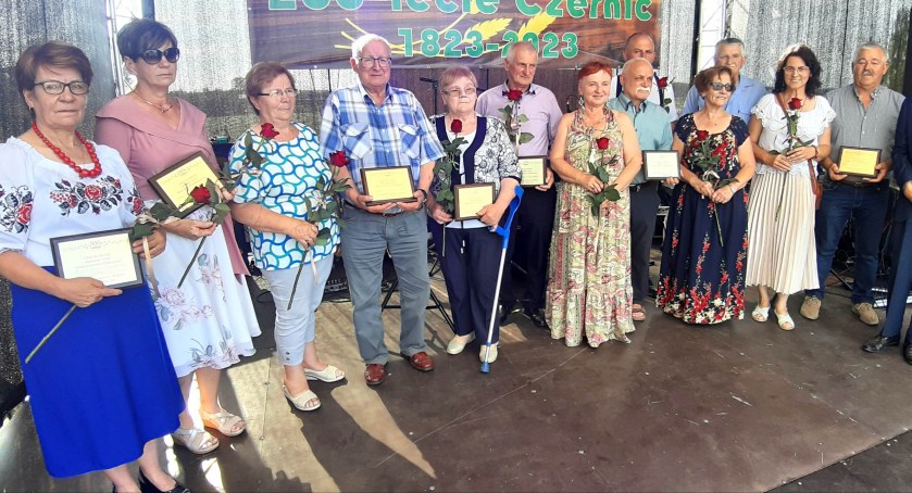 Podziękowania z okazji jubileuszu, za długoletnie wsparcie i działania na rzecz Czernic, przygotował dla mieszkańców sołtys Władysław Jonatz