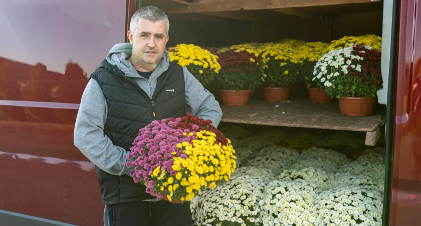 Andrzej Ignaszak został z kwiatami wartymi blisko 10 tys. zł