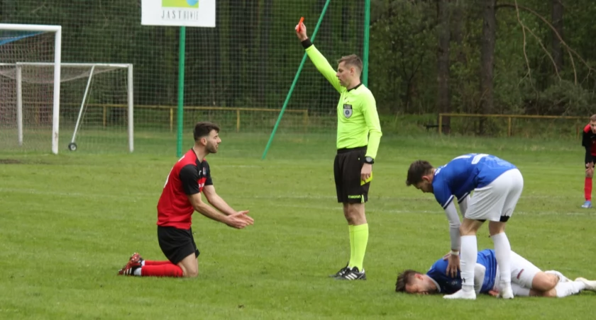 Kibice Polonii Jastrowie w 21 kolejce przeżyli podróż z nieba do piekła