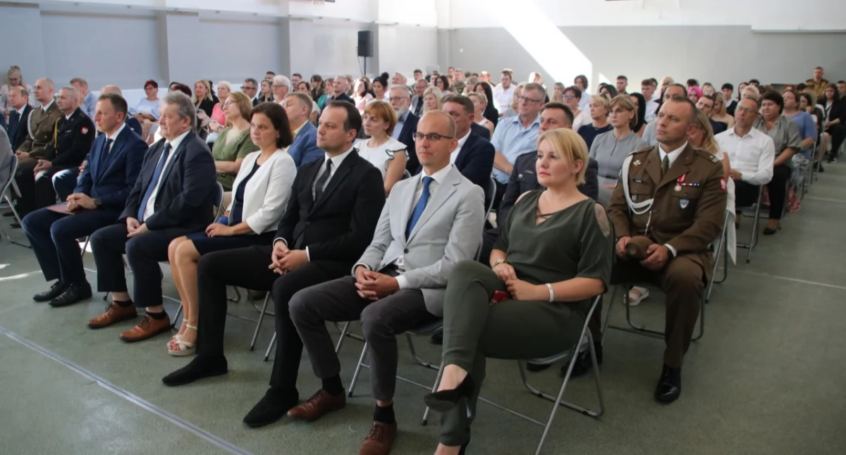 Edukacja, Powiatowa Inauguracja Szkolnego 2024/2025 Złotowie - zdjęcie, fotografia