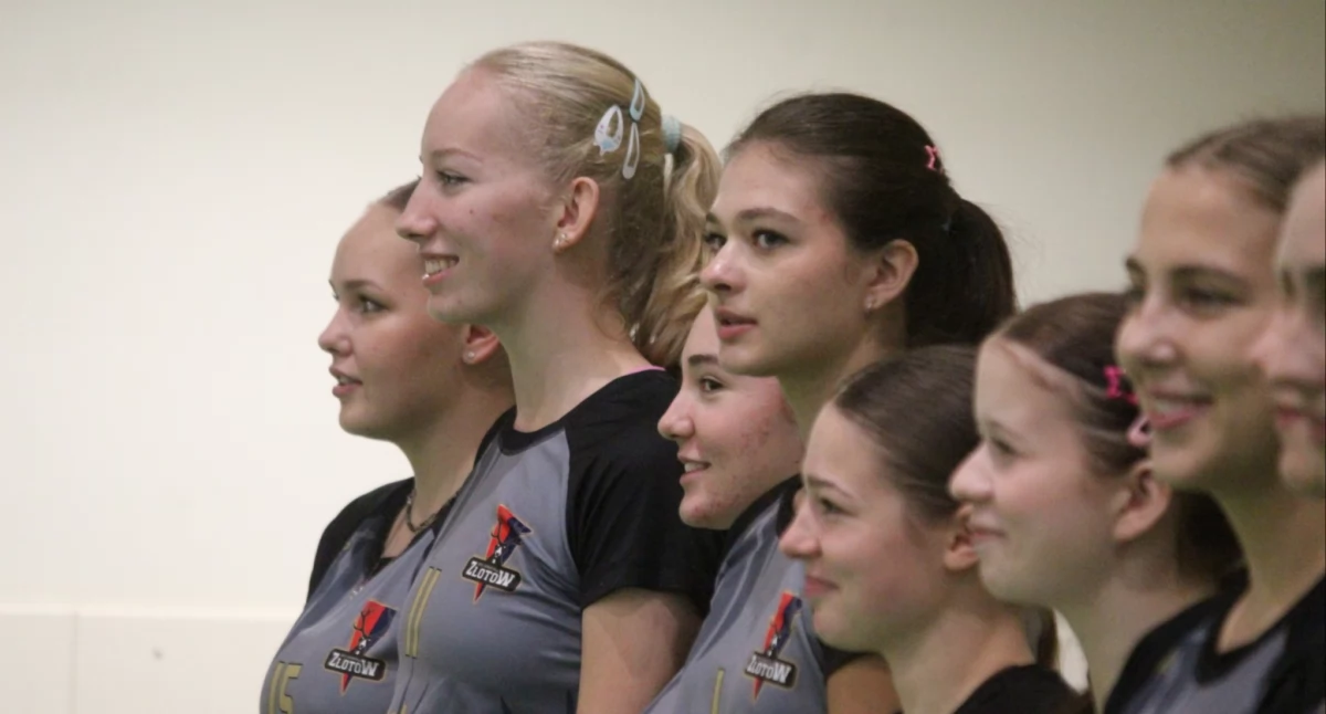 Siatkówka, [WIDEO] Wystartował siatkarski Golden Tournament Zakrzewie - zdjęcie, fotografia