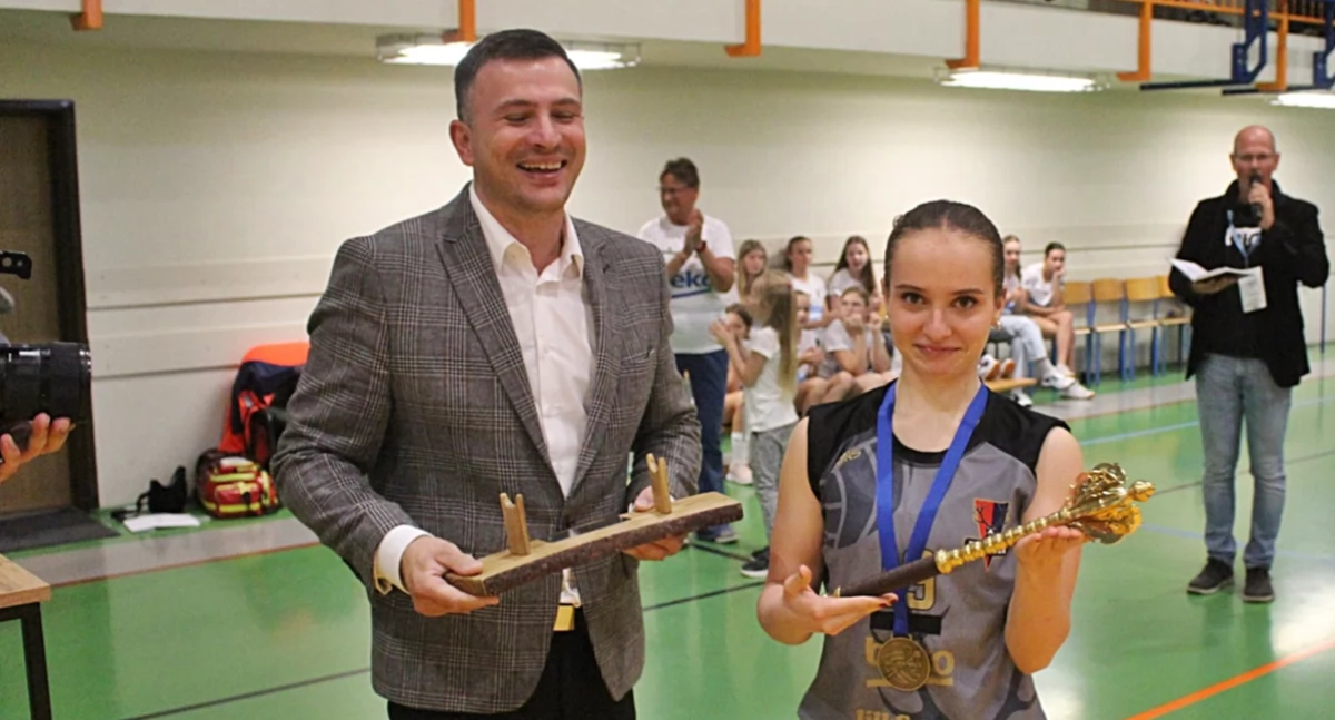 Siatkówka, [WIDEO] Spartanki tytułowym trofeum Golden Tournament Zakrzewie - zdjęcie, fotografia