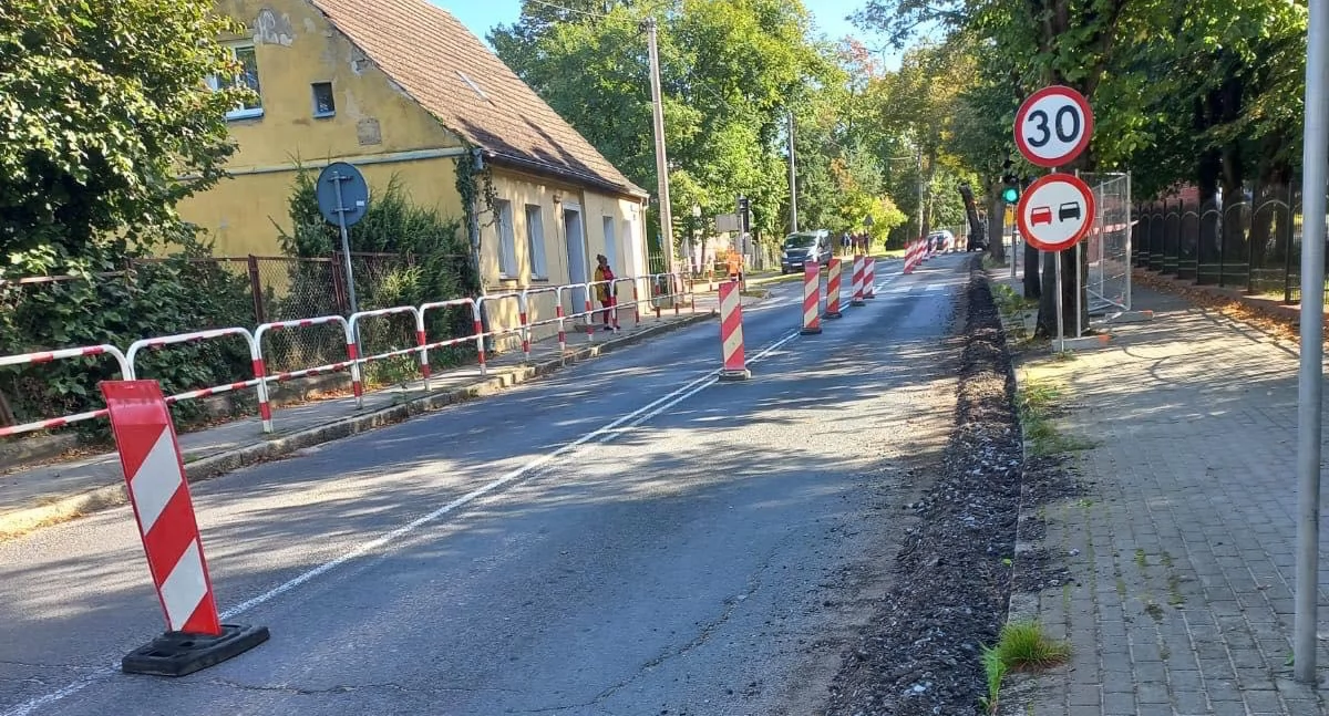 Inwestycje w powiecie, Rozpoczęcie budowlanych DW189 - zdjęcie, fotografia
