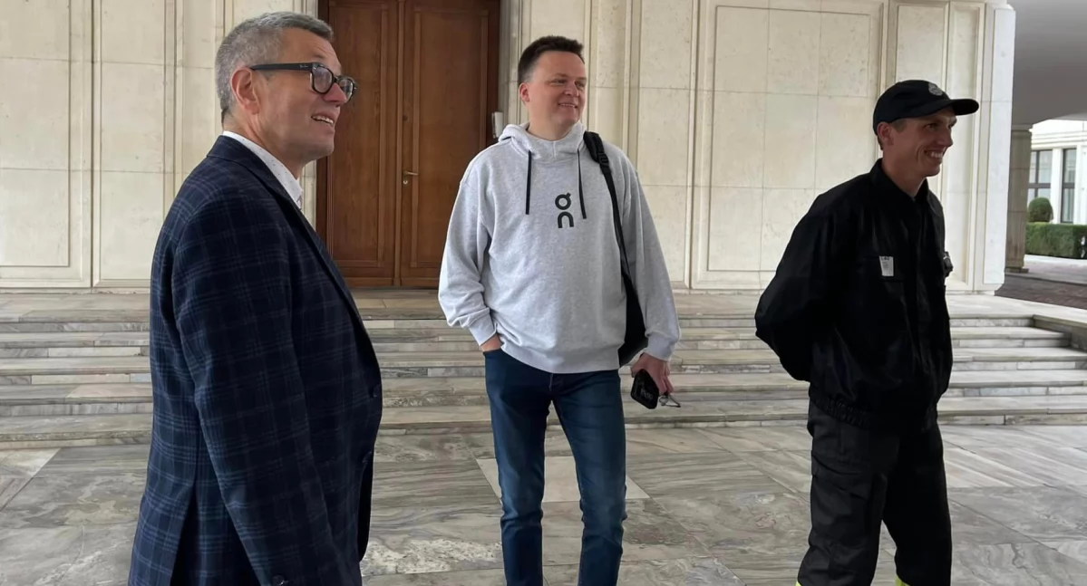 Marszałek Szymon Hołownia znalazł chwilę na krótka rozmowę z naszą młodzieżą