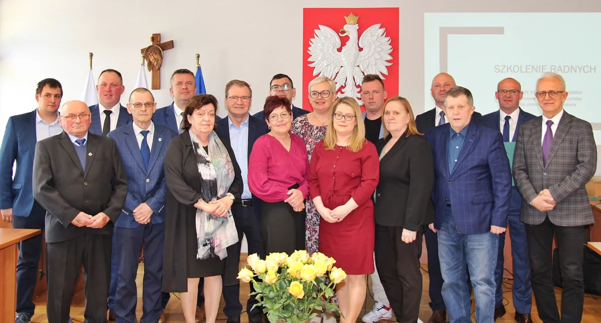 Tak prezentowała się RM w Łobżenicy po wyborach 7 kwietnia. Obecnie Wiesławę Sikorską zastąpi Marcin Stefaniak