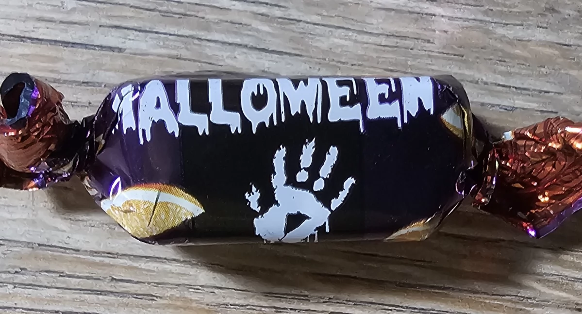 Policja - komunikaty i akcje, Szpilki cukierkach Halloween było Złotowie takiego zgłoszenia! - zdjęcie, fotografia