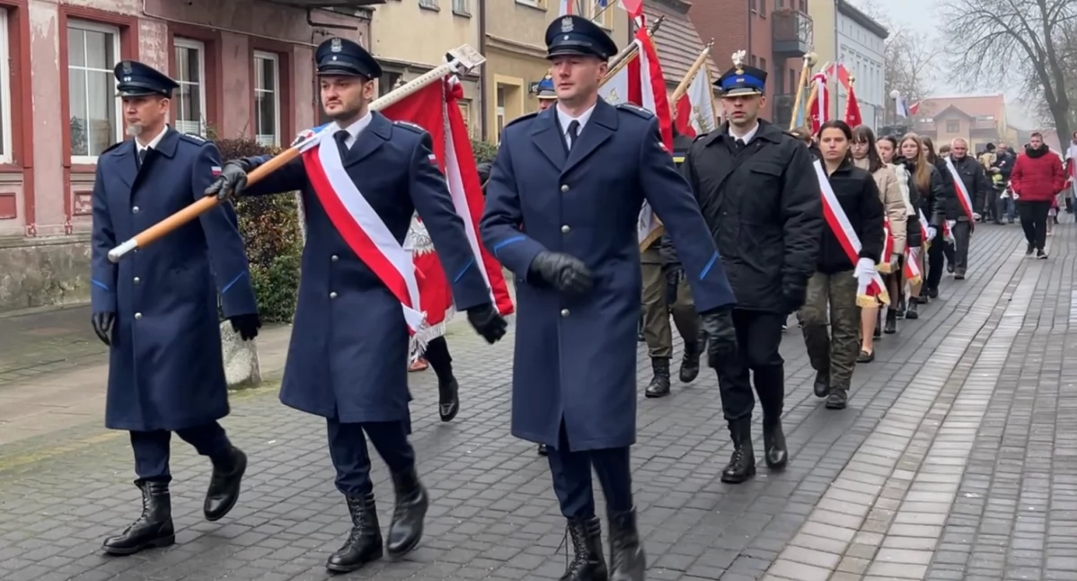 Uroczystości obchody, Uroczystość Święta Niepodległości Złotowie - zdjęcie, fotografia