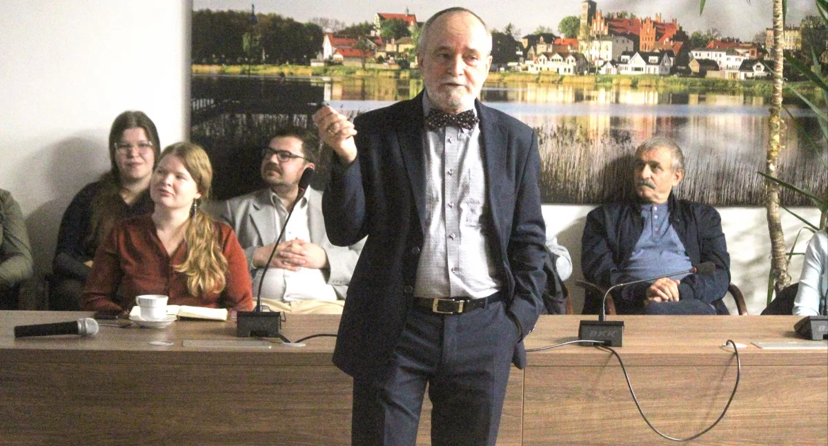 prof. Andrzej Kokowski