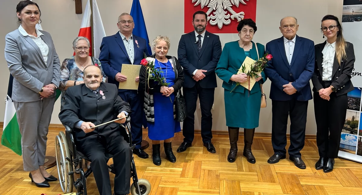 Uroczystości obchody, Szacunek Państwa Frydryszków Kotaraków Dobrowolskich małżeństwie! - zdjęcie, fotografia