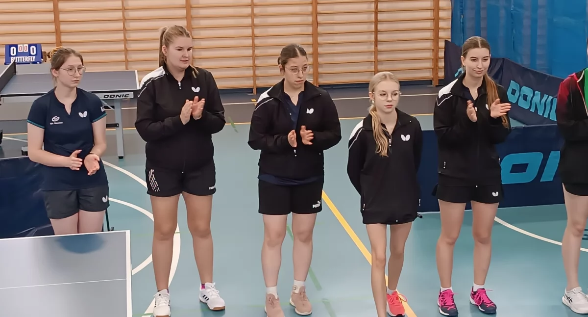 Tenis stołowy, Tenisistki stołowe Krajna zakończyły przytupem - zdjęcie, fotografia