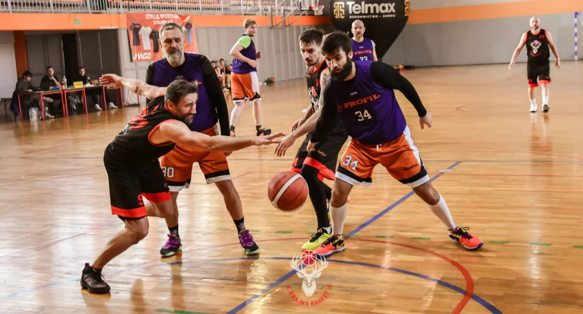 Koszykówka, Krajna Basket odrabia lekcję rywalami Profilu Piła - zdjęcie, fotografia