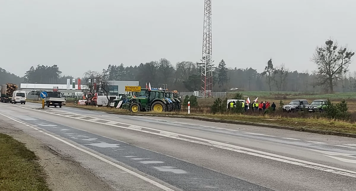 Policja - komunikaty i akcje, Uwaga kierowcy! Jastrowiu rolniczy protest - zdjęcie, fotografia