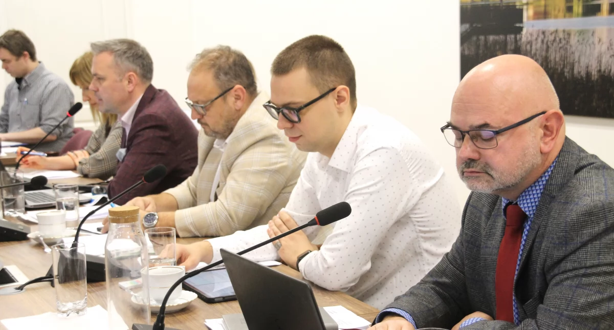 Ekologia Przyroda, Koniec gazem miasto dołoży wymiany starych pieców kotły gazowe - zdjęcie, fotografia