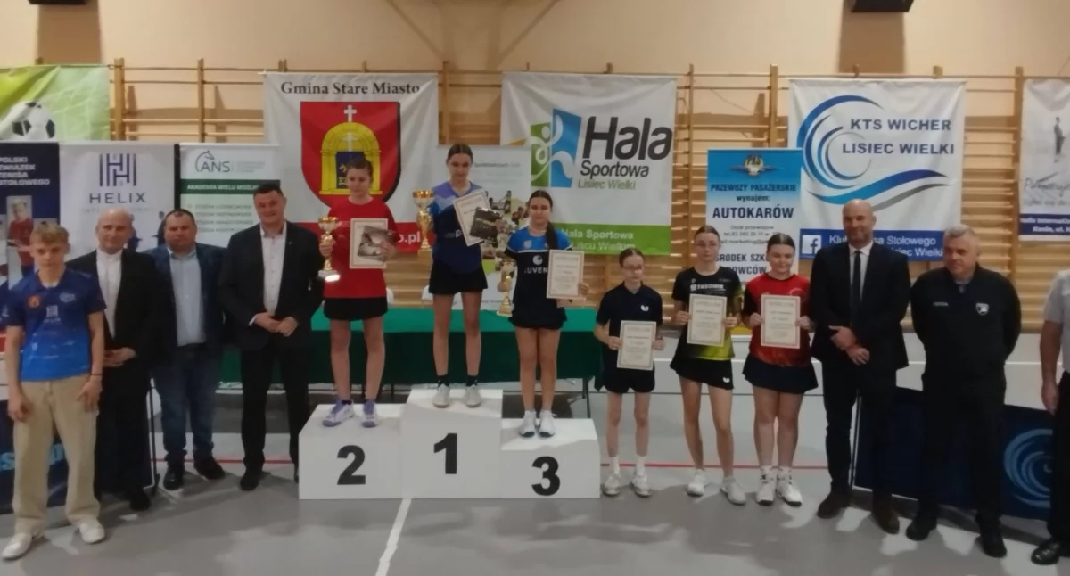 Tenis stołowy, Laura Gniazdowska blisko podium - zdjęcie, fotografia