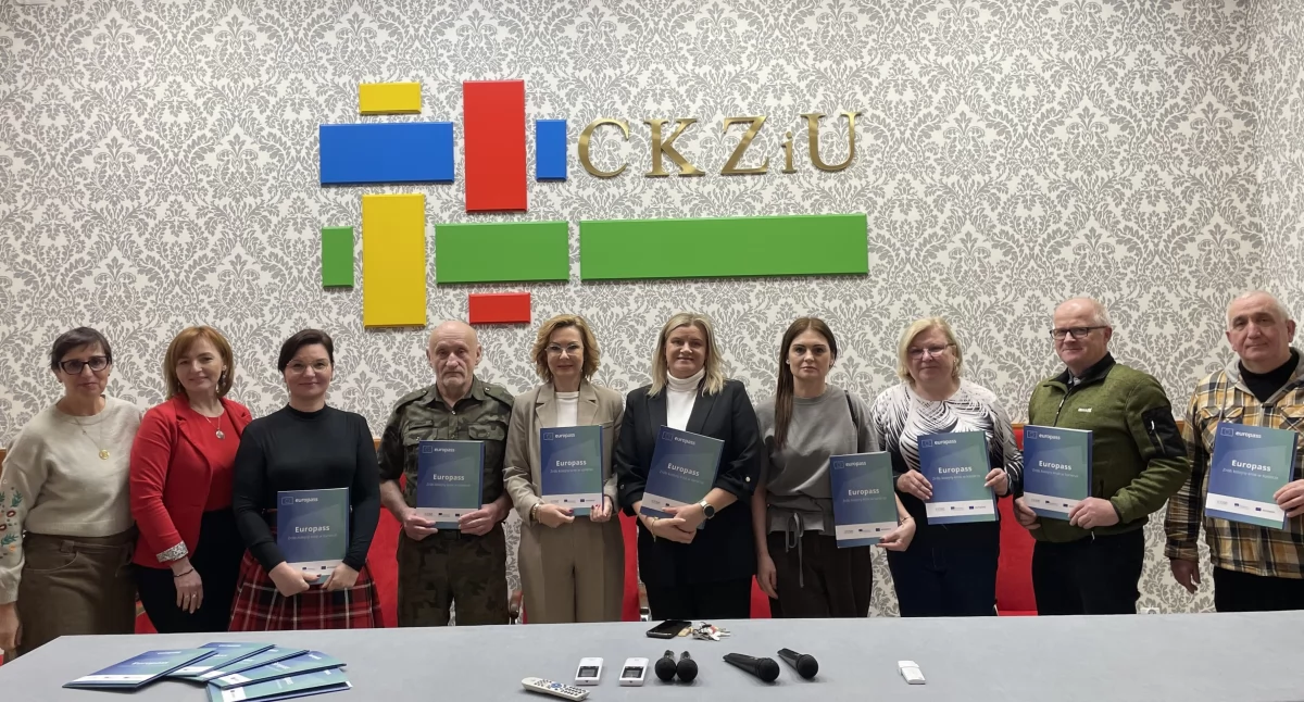 Edukacja, Uczniowie nauczyciele CKZiU wrócili Włoch Chorwacji pustymi rękami - zdjęcie, fotografia