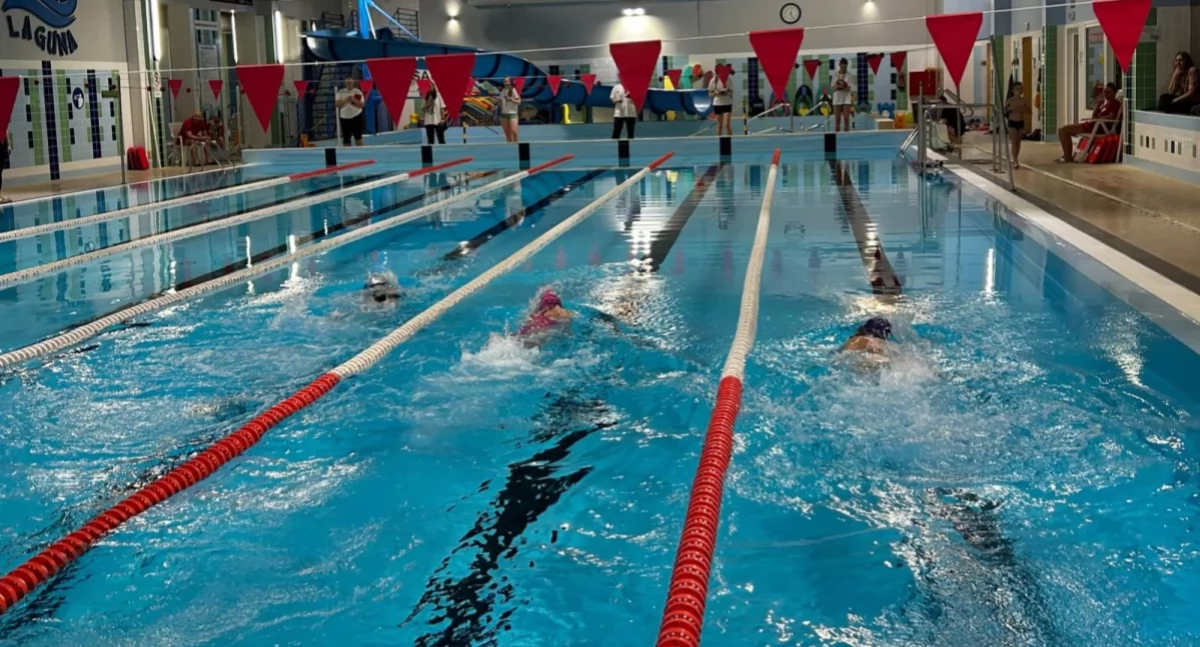 Administracja, Taniej może oznaczać więcej pieniędzy Duże wzrosty obiektach sportowych Złotowie - zdjęcie, fotografia