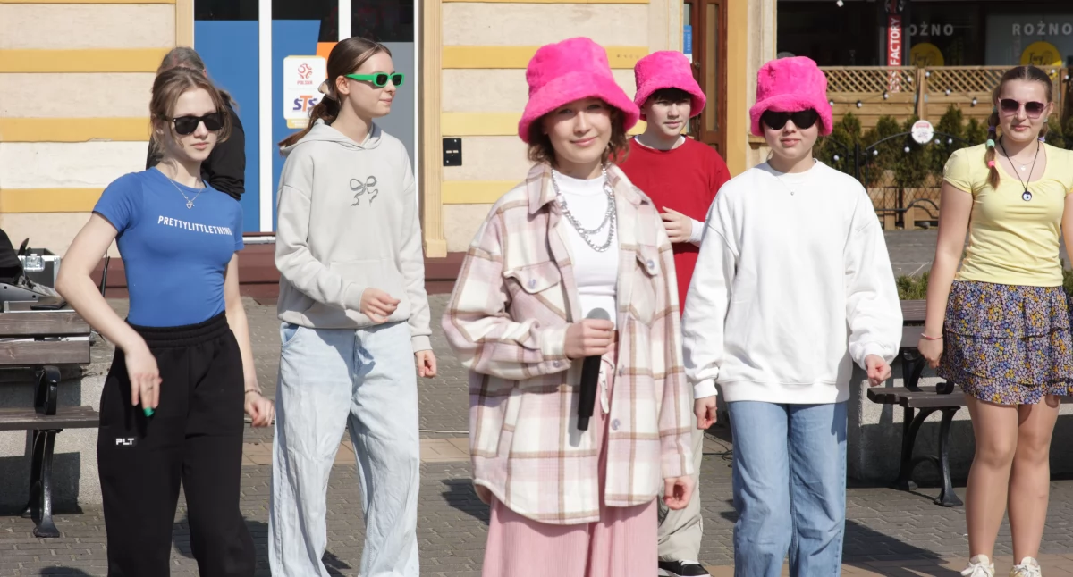 Edukacja, Pierwszy dzień wiosny Złotowie - zdjęcie, fotografia