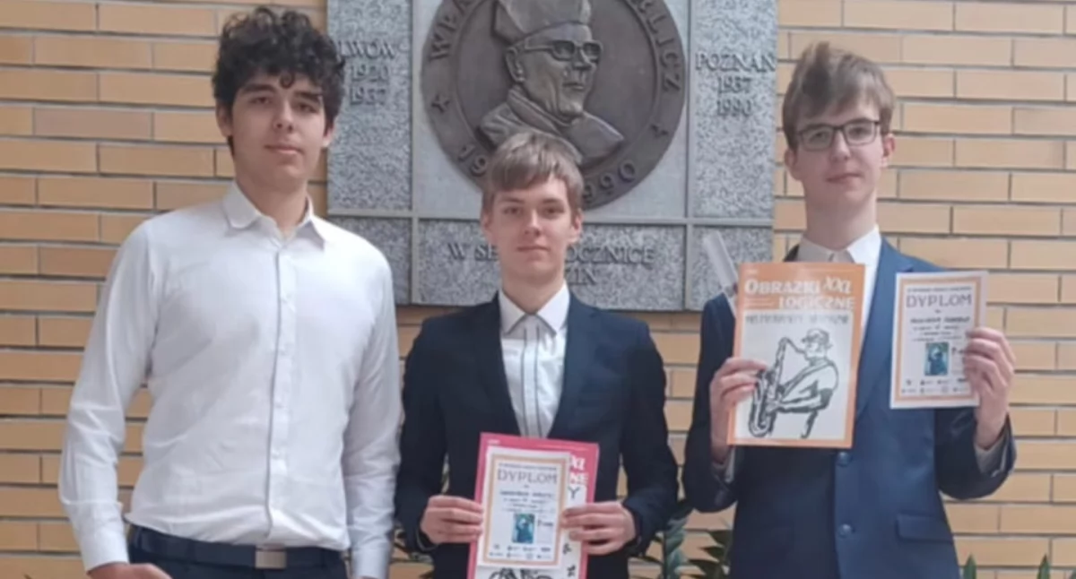 Edukacja, Grzegorz Sobotka Łangowski Wojciech Skarbek złotowskiego „Ogólniaka” pokazali matematyczny pazur - zdjęcie, fotografia