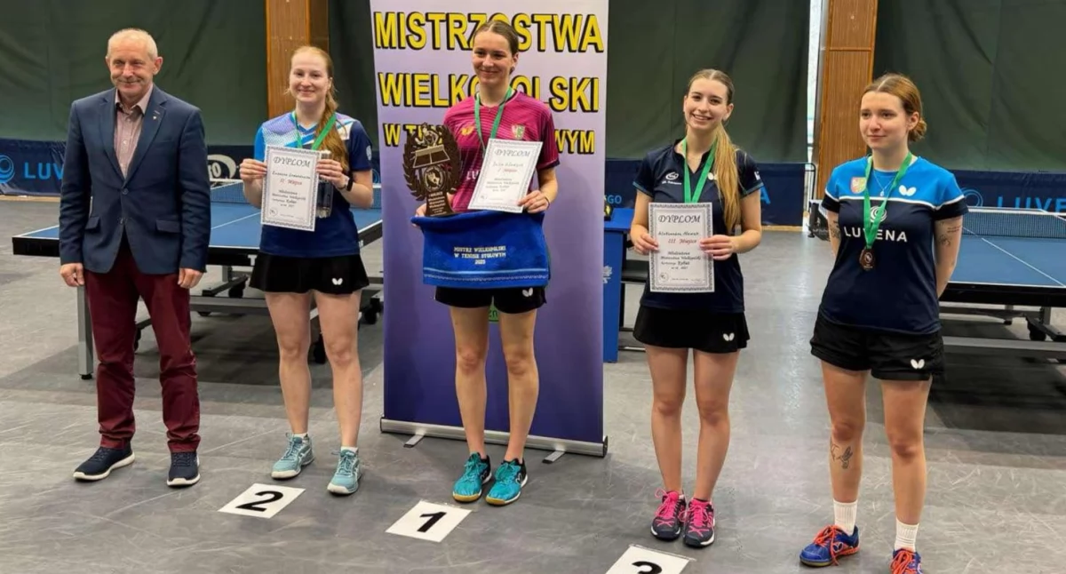Tenis stołowy, Nowak podium brązowym medalem - zdjęcie, fotografia